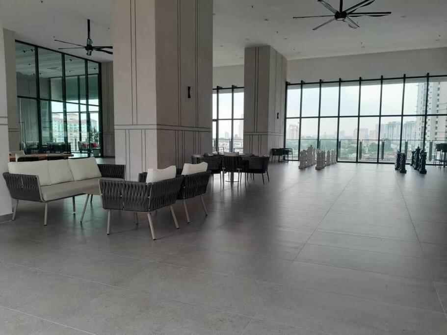 Bloomsvale 2 Bedroom Deluxe Old Klang Road Pangsapuri Kuala Lumpur