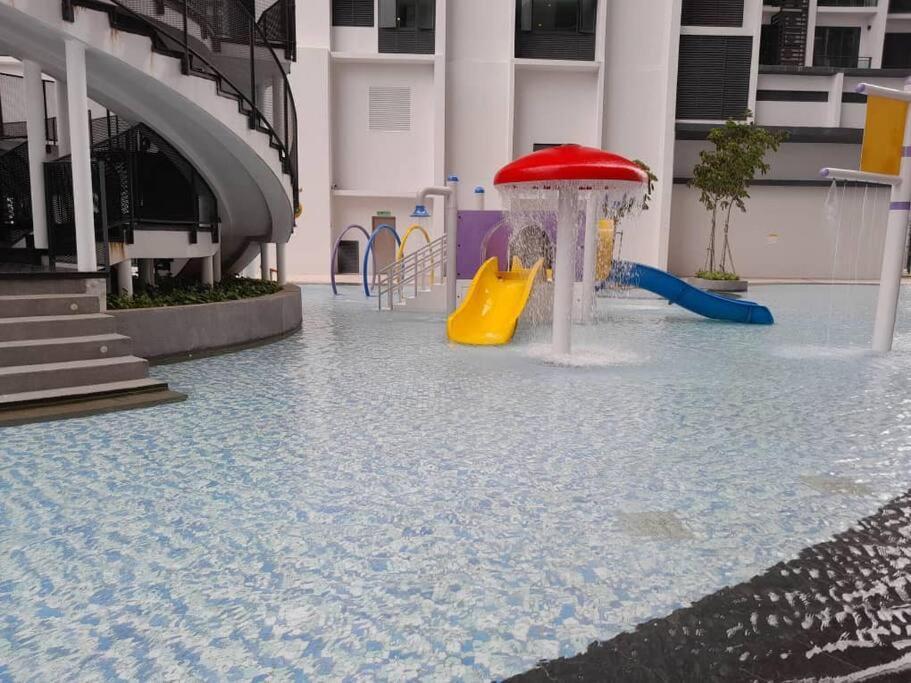 Pangsapuri Bloomsvale 2 Bedroom Deluxe Old Klang Road *