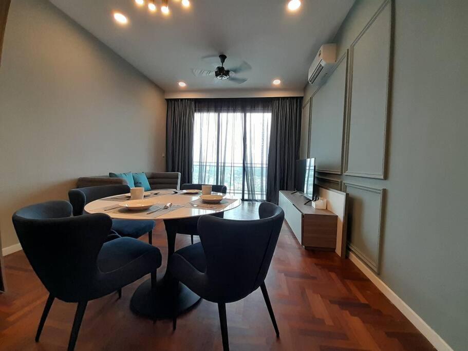 Pangsapuri Bloomsvale 2 Bedroom Deluxe Old Klang Road *