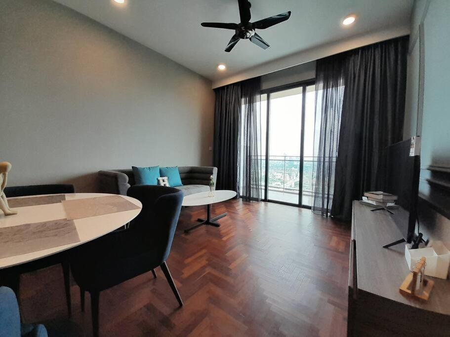 Bloomsvale 2 Bedroom Deluxe Old Klang Road Pangsapuri